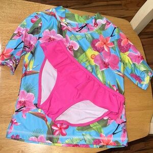 Carter’s Floral Print top and ruffle bottom Two-Piece Girl Swimsuit.  Size 8